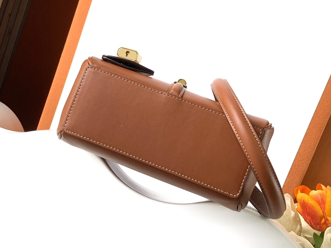 MOMO-- 358i95 197983BF9.03TN high quality version cowhide item:D-B184I2115